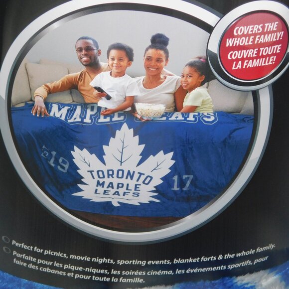 NHL Toronto Maple Leafs Hockey Jumbo Plush Fleece Blanket NEW 62" x 90" - Picture 5 of 6